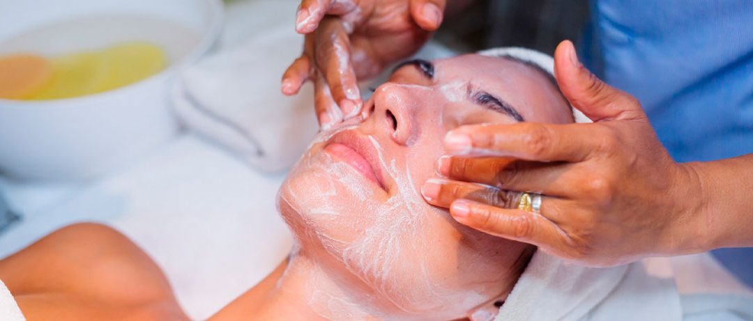 Cuidado de la Piel Después de una Limpieza Facial: 4 Tips que No Pueden Faltar